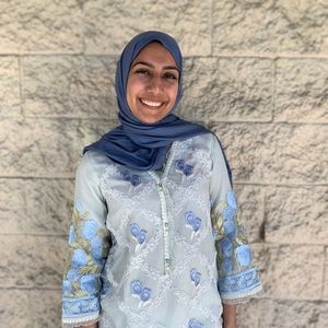 Meet your Posher, Manizeh